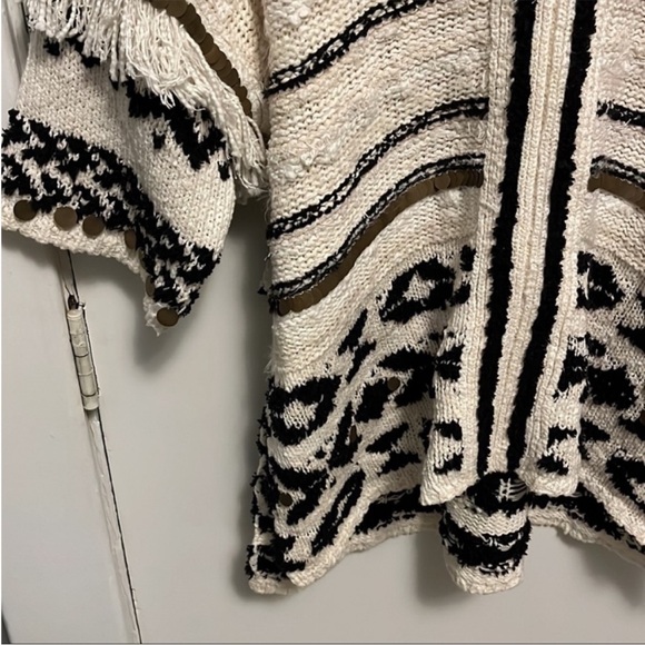 Anthropologie Margot fringe poncho sweater - Picture 10 of 16